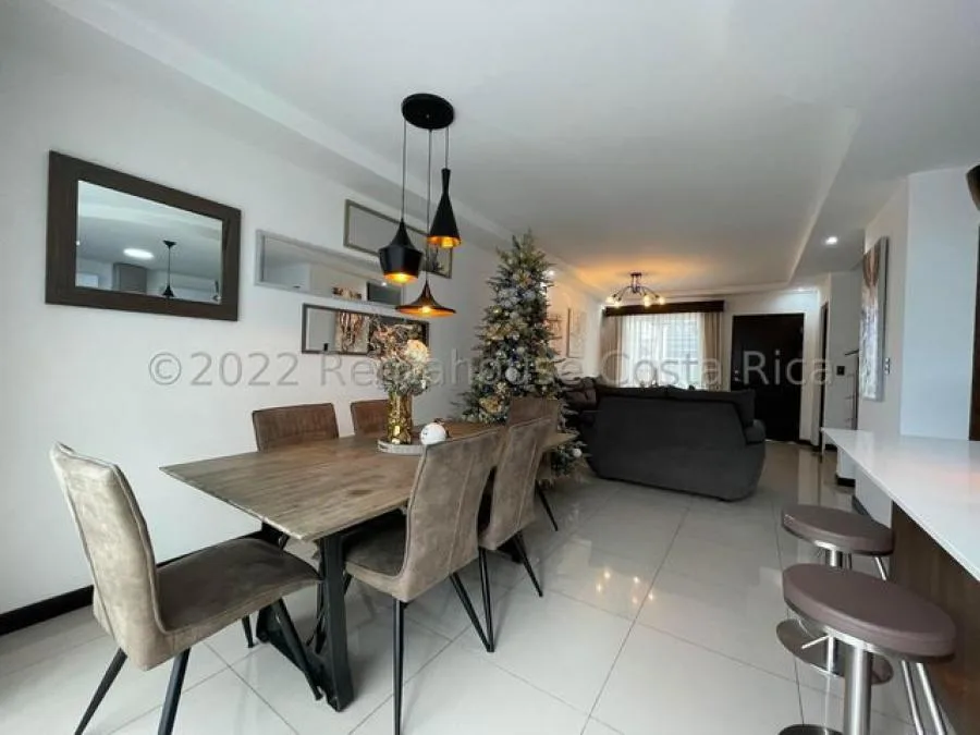 VENTA DE CASA EN SANTO DOMINGO DE HEREDIA CL22-2265 - Venta en Santo Domingo — photo 2