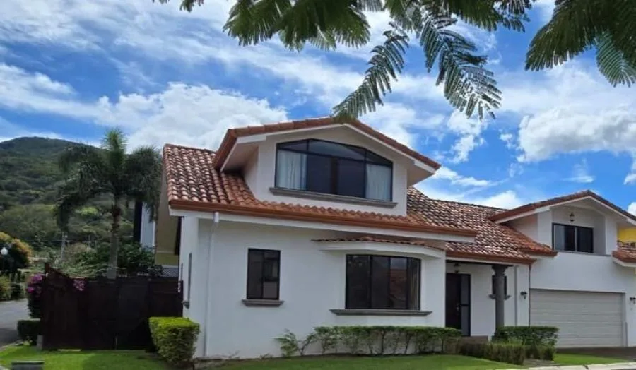 MLS-25-1362 LS ALQUILER CASA SANTA ANA SAN JOSE - Alquiler / Renta en Santa Ana