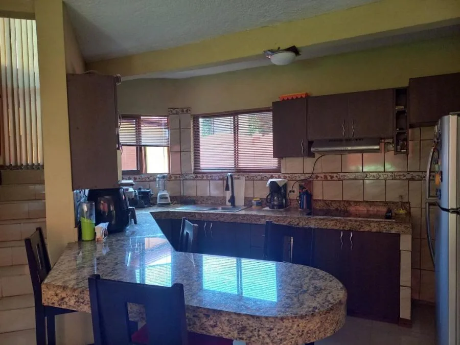 Venta de Casa + APTO en Mata de Plátano, San José. RAH 26-575 - Venta en Goicoechea — photo 2