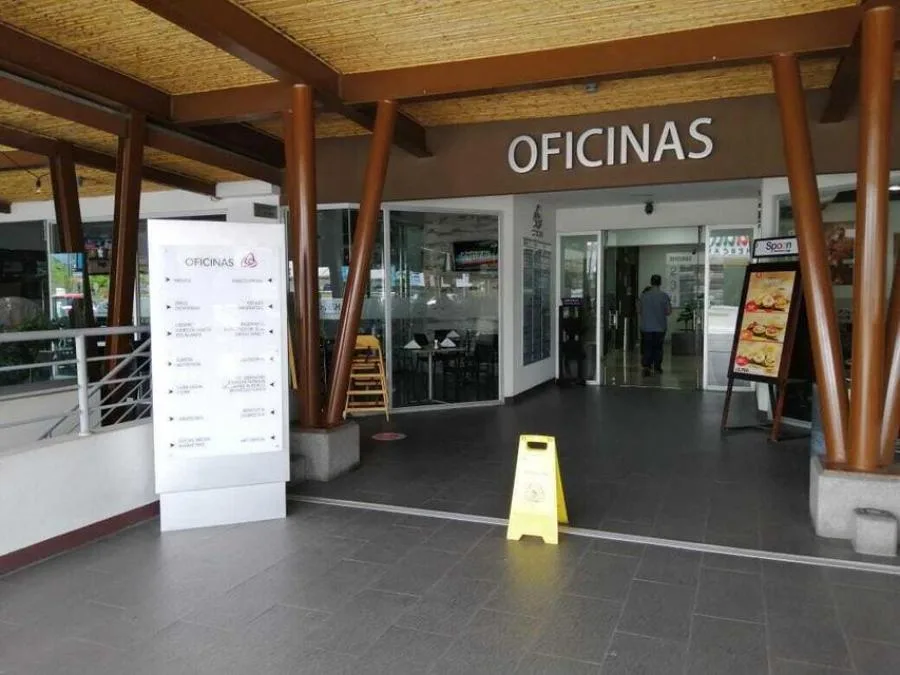 LQUILER DE LOCAL COMERCIAL EN SAN JOSE ESCAZU - Alquiler / Renta en Escazú
