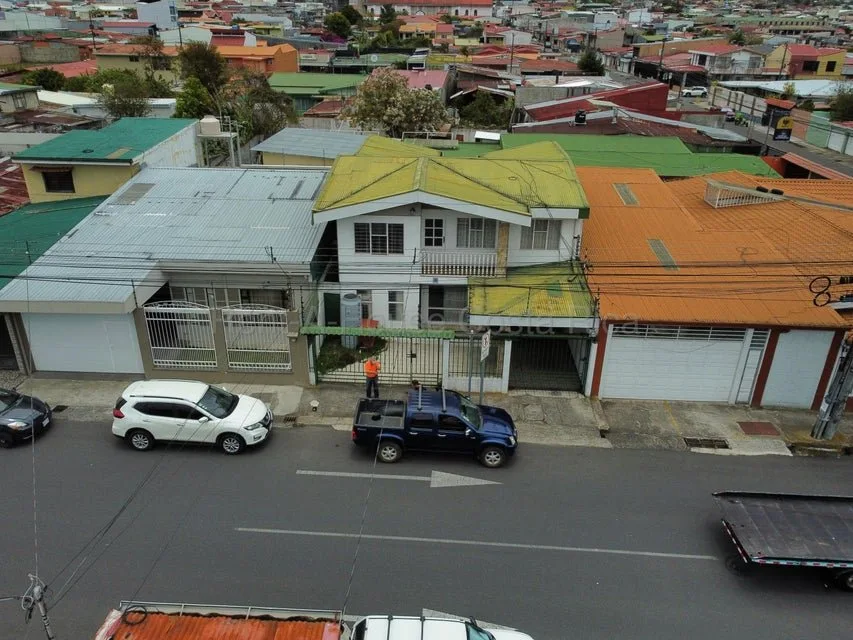 Alquiler de Casa en Oriental-Cartago. RAH 26-1899 Uso Residencial o Comercial. - Alquiler / Renta en Cartago