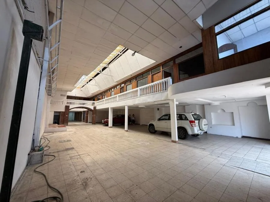 Venta de Plaza Comercial en Heredia. RAH 26-555 - Venta en Heredia
