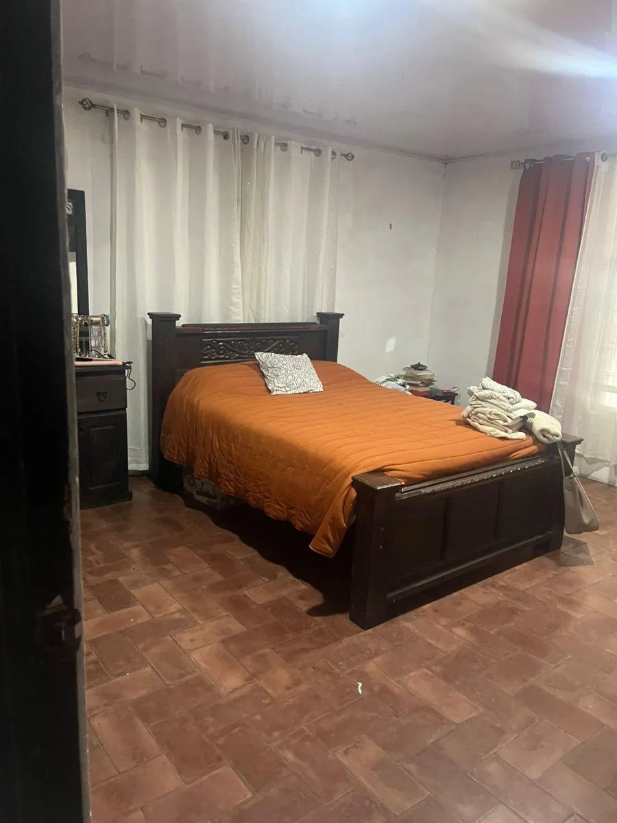 Casa en venta en Goicoechea, Guadalupe 1 planta 2.5PCU9893801 - Venta en Goicoechea — photo 3