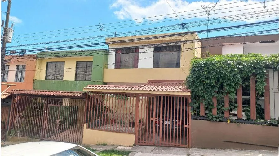 CASA EN VENTA EN RESIDENCIAL MÁLAGA, SABANILLA RAH 24449  - Venta en Sabanilla