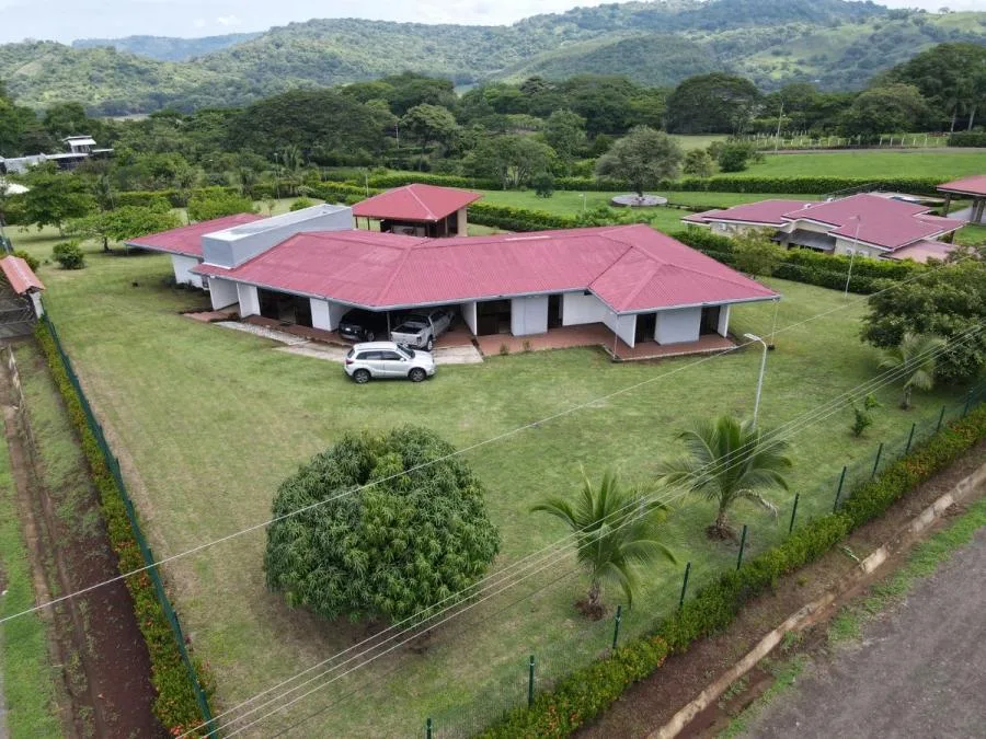 EN EXCLUSIVA-“Una quinta pensada para disfrutar en familia: espacio, naturaleza y tranquilidad.” - Venta en San Mateo