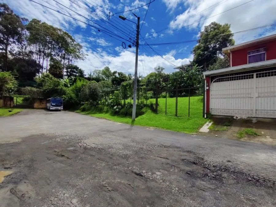 Lote en Venta en Montes de Oca, San José. RAH 23-47 - Venta en Montes de Oca — photo 2