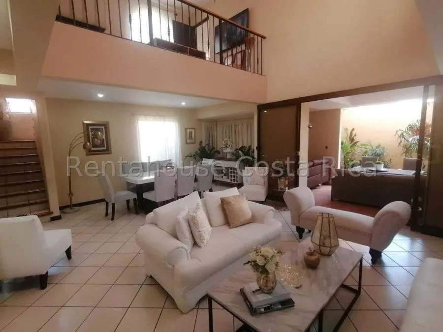 Casa amplia y lujosa. Residencial privado en Santo Domingo de Heredia. Precio Rebajado 22-1229 LU - Venta en Santo Domingo — photo 4