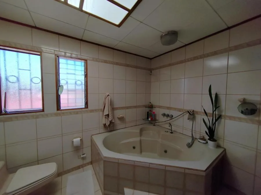 Venta de Casa en Montes de Oca, San José.  - Venta en Montes de Oca — photo 3
