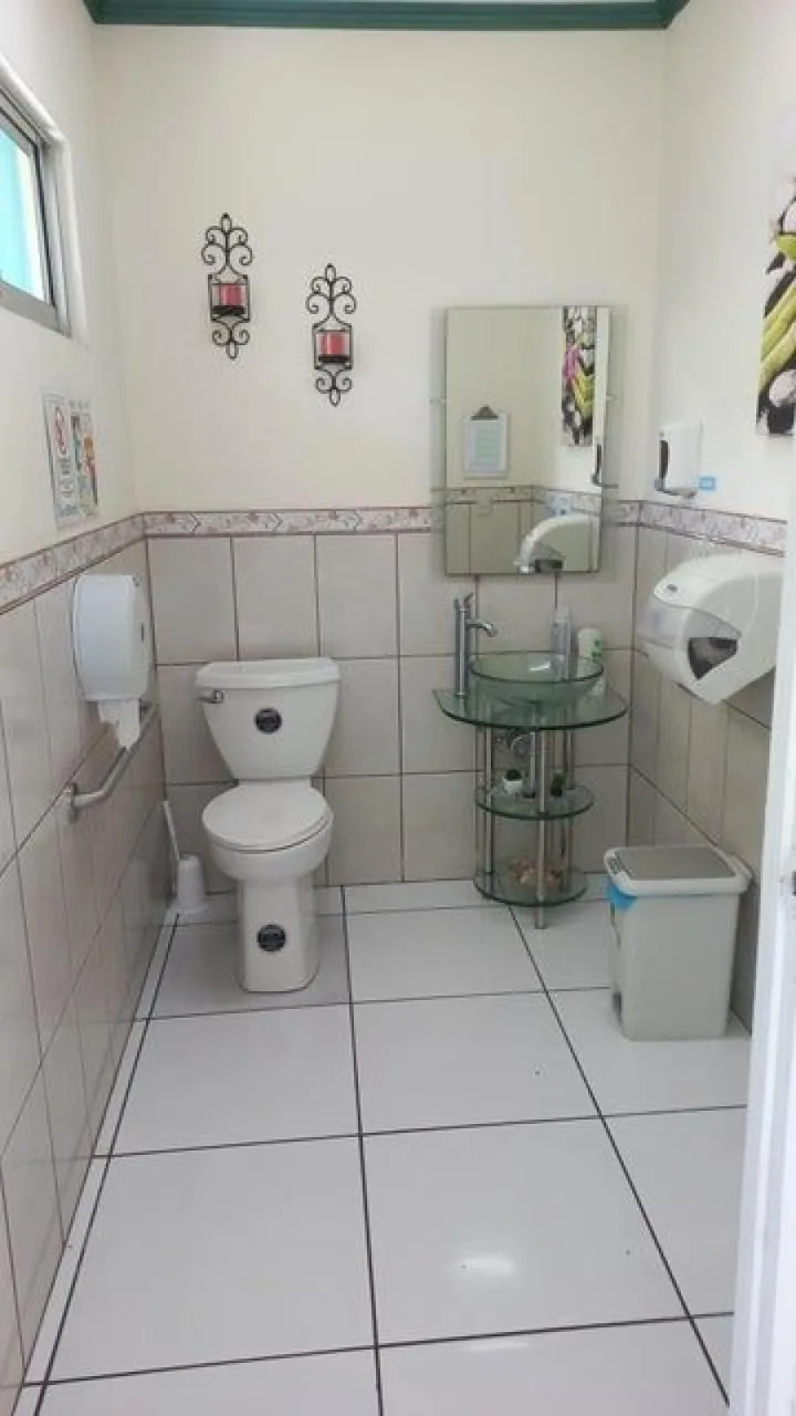 Venta de Casa en Tibás, San José. RAH 25-46 - Venta en Tibás — photo 2