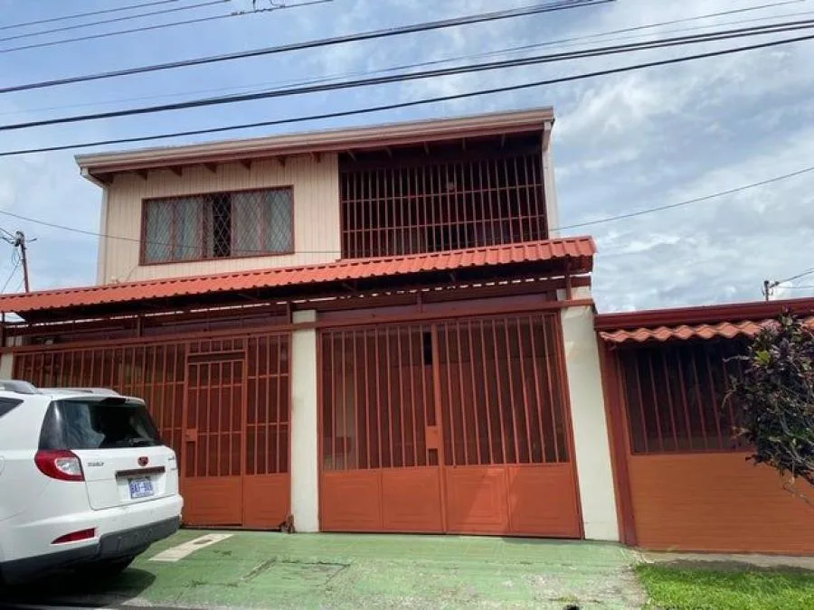 Casa en Venta en Tibás, San José. RAH 23-1454 - Venta en Tibás