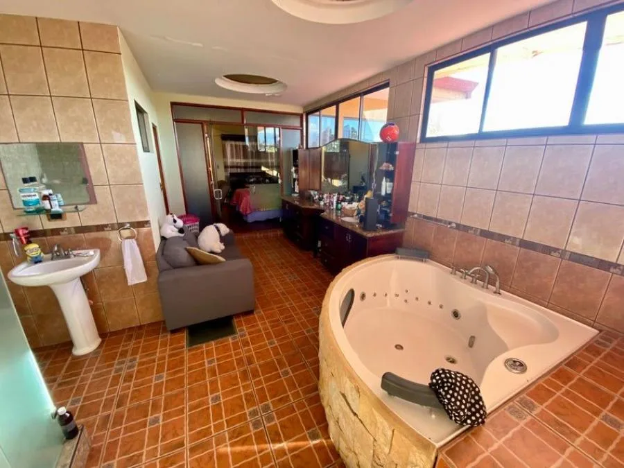 Venta de Casa en Goicoechea, San José. RAH 25-684 PRECIO REBAJADO - Venta en Goicoechea — photo 5