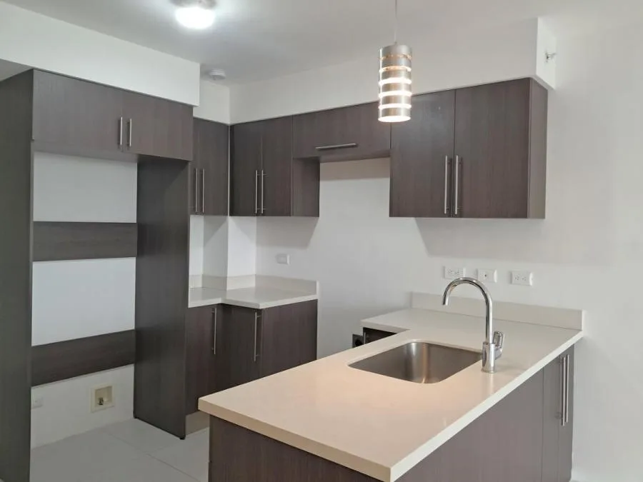 Se Alquila Moderno Apartamento en Condominio Altamira - Heredia  (CAN) - Alquiler / Renta en San Pablo — photo 4