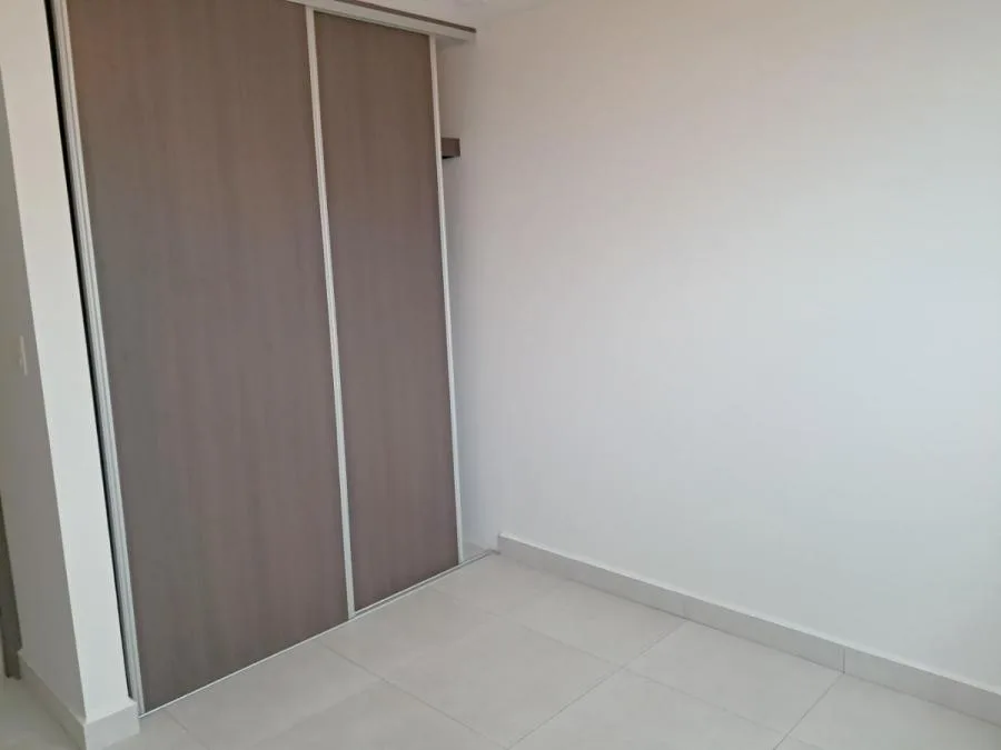Se Alquila Moderno Apartamento en Condominio Altamira - Heredia  (CAN) - Alquiler / Renta en San Pablo — photo 5