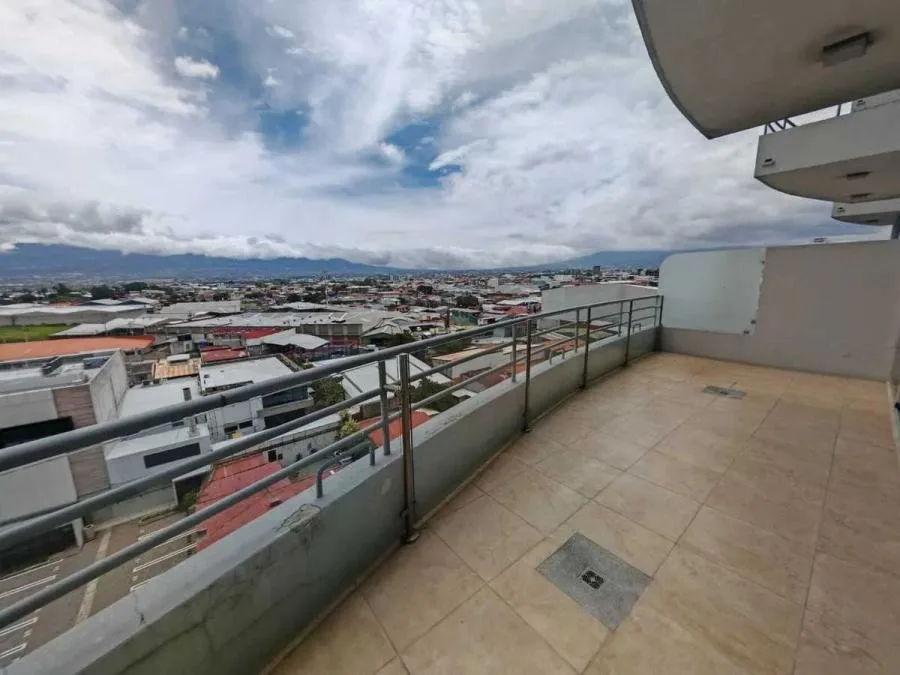 Venta de apartamento en piso 8 en Torre de Paseo Colón, San José US$ 235,000 #TP6617 - Venta en San José — photo 5