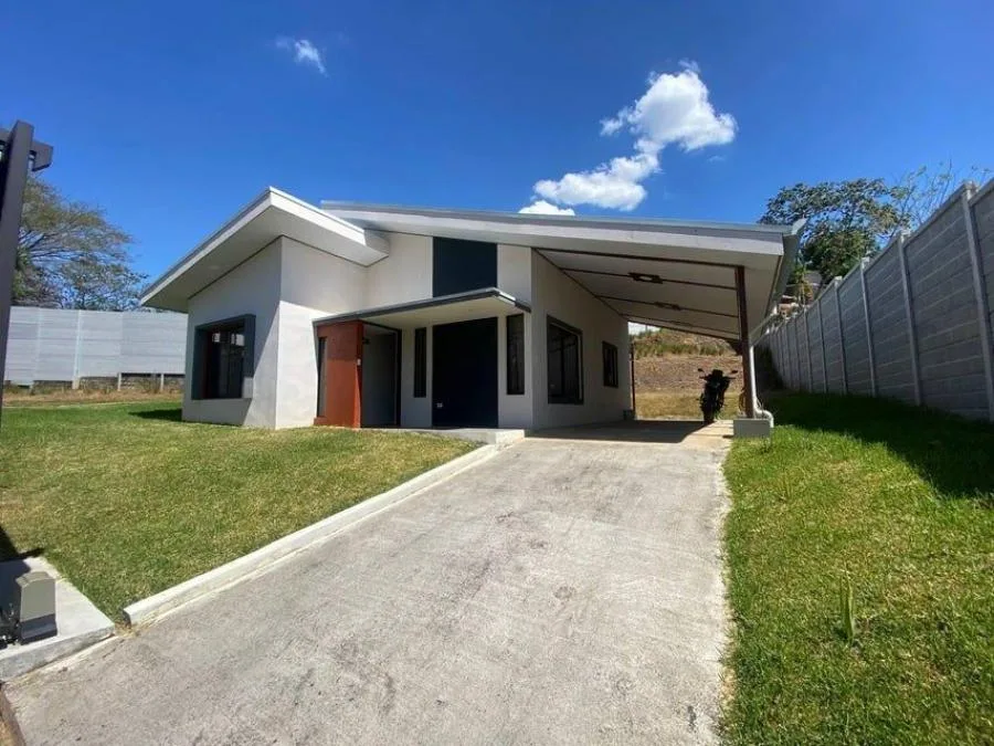 venta de casa en alajuela canton garita - Venta en Garita