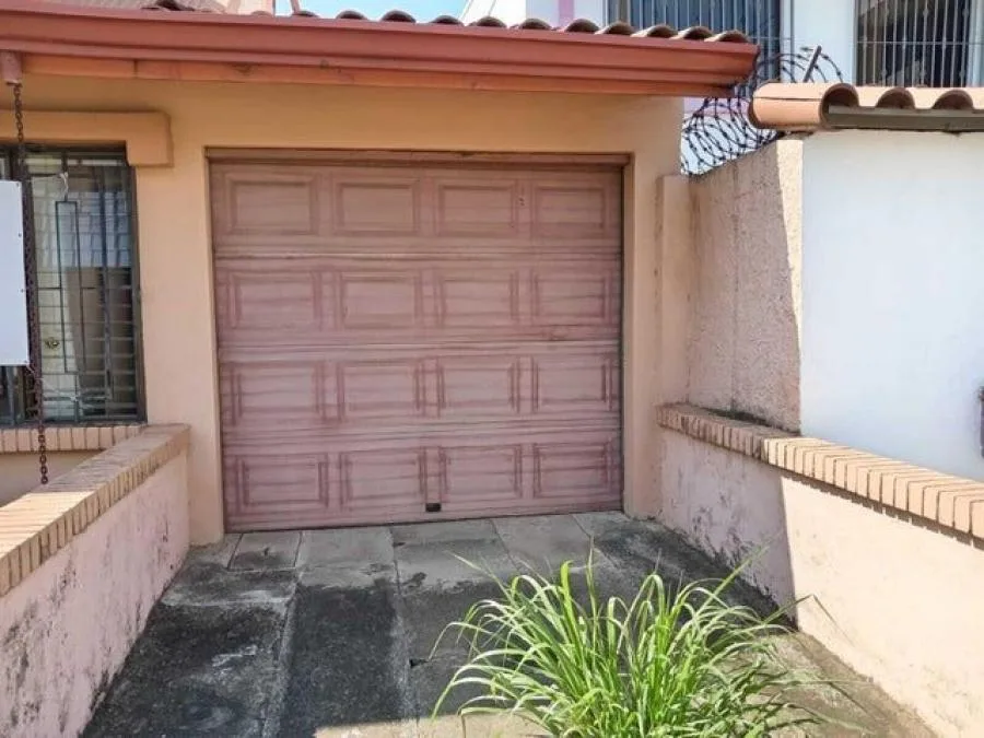 Venta de Casa en Rohrmoser, San José. RAH 24-1605 - Venta en Pavas