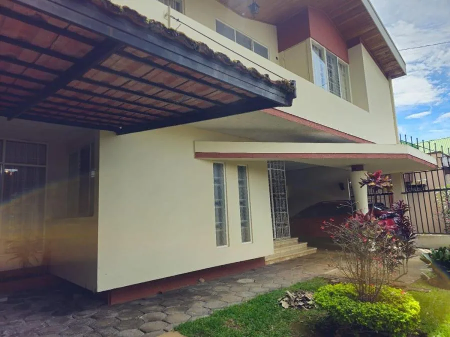 Edificio en Venta en Montes de Oca, Mercedes-Uso Mixto,5PJG7480148 - Venta en Montes de Oca — photo 2