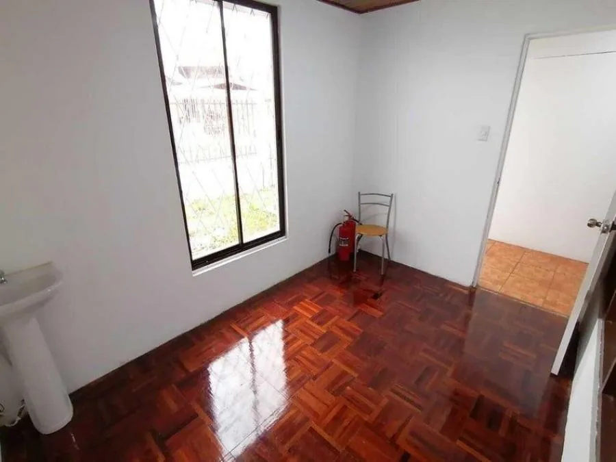venta de casa en san jose goicochea - Venta en Goicoechea — photo 4