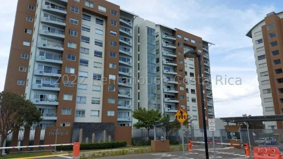Apartamento en Venta en Sabana, San José. RAH 23-1834 - Venta en San José