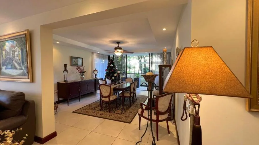 APARTAMENTO EN VENTA EN ESCAZU, cod: CTL MLS #26-218 - Venta en Escazú