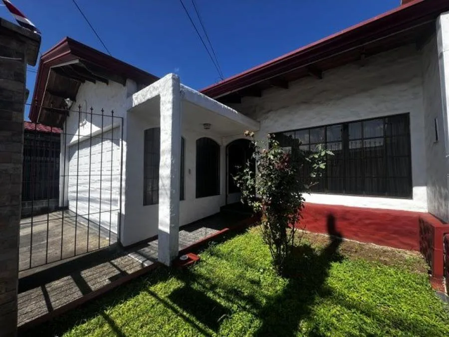 Venta de Casa en Santo Domingo, Heredia. RAH 25-282 - Venta en Santo Domingo