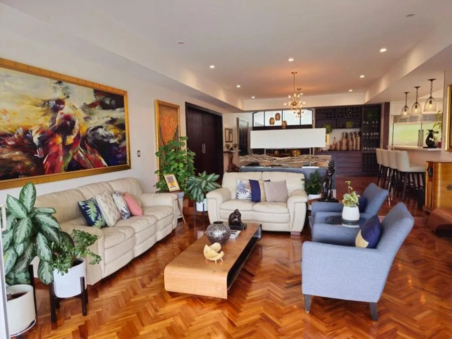 Casa en Venta Totalmente Remodelada en Curridabat, Sanchez - Venta en Curridabat