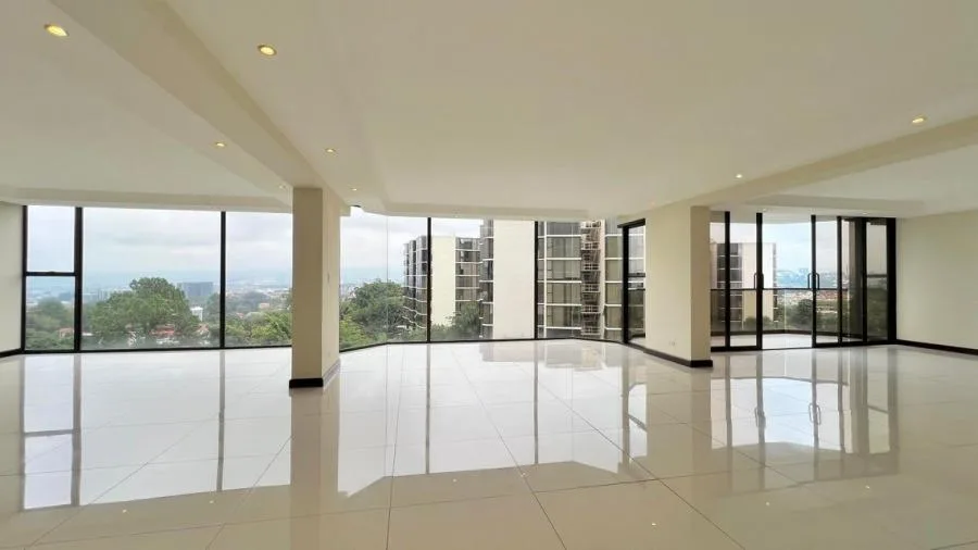 VENTA DE APARTAMENTO EN SAN RAFAEL DE ESCAZU  PBR - Venta en Escazú