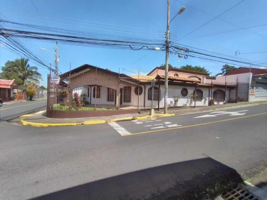 Venta de Casa en San Francisco de Heredia. RAH 24-1442 - Venta en San Francisco
