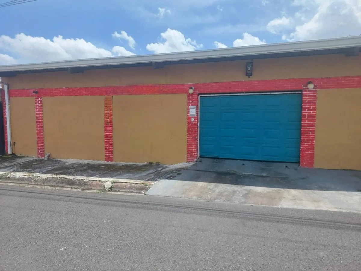 CASA EN VENTA EN HEREDIA, MLS #26-1204 - Venta en Heredia