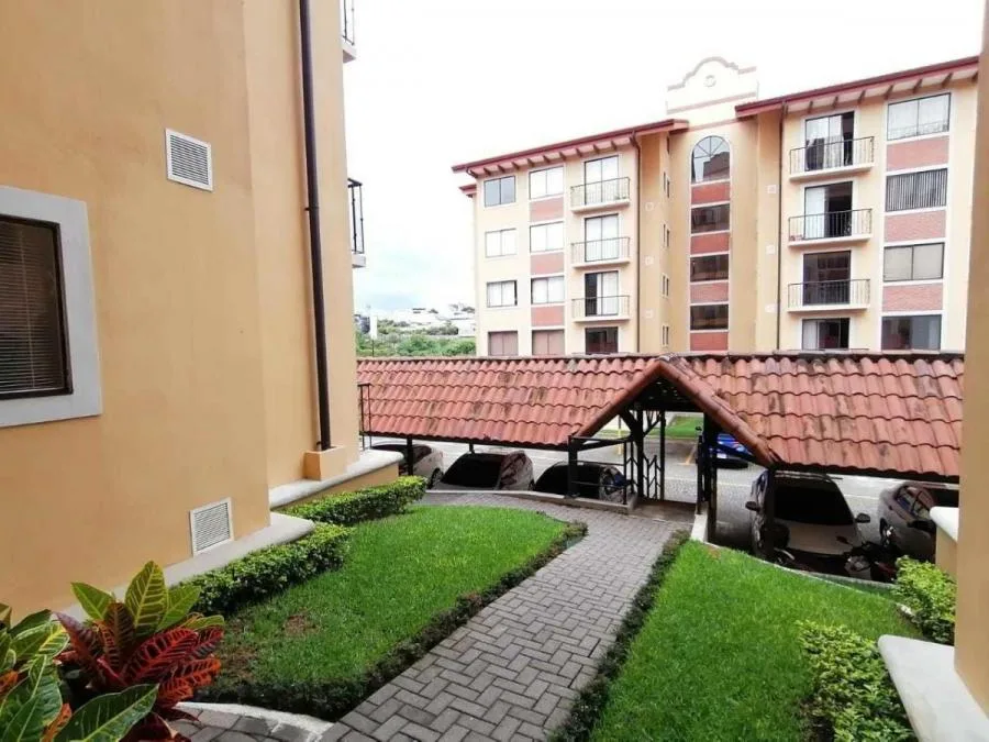 Apartamento en Alquiler en La Uruca, San José RAH #222725 - Alquiler / Renta en Uruca