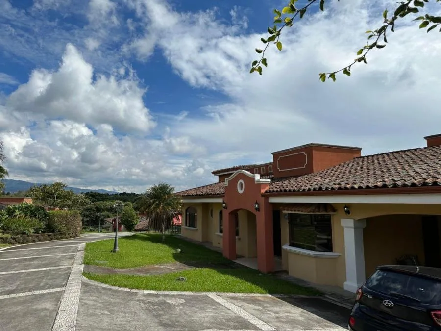 Venta de Casa de un nivel en San Isidro de Heredia - Venta en San Isidro