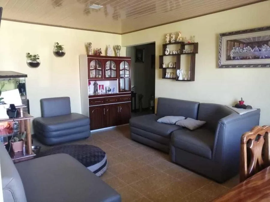Venta de Casa en San Isidro, Vázquez de Coronado.  - Venta en Vasquez de Coronado