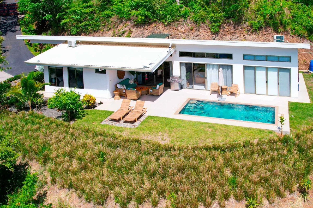 Casa De Diseño Con Vista Panorámica En Roca Verde Atenas Costa Rica - Venta en Atenas