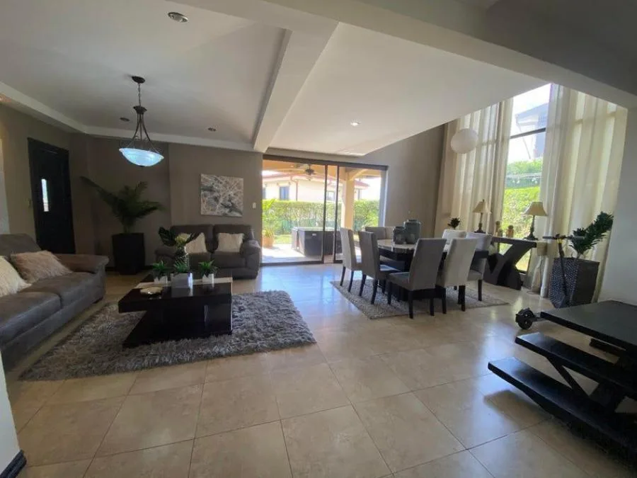 MLS-25-679 LS VENTA CASA ULLOA HEREDIA - Venta en Ulloa
