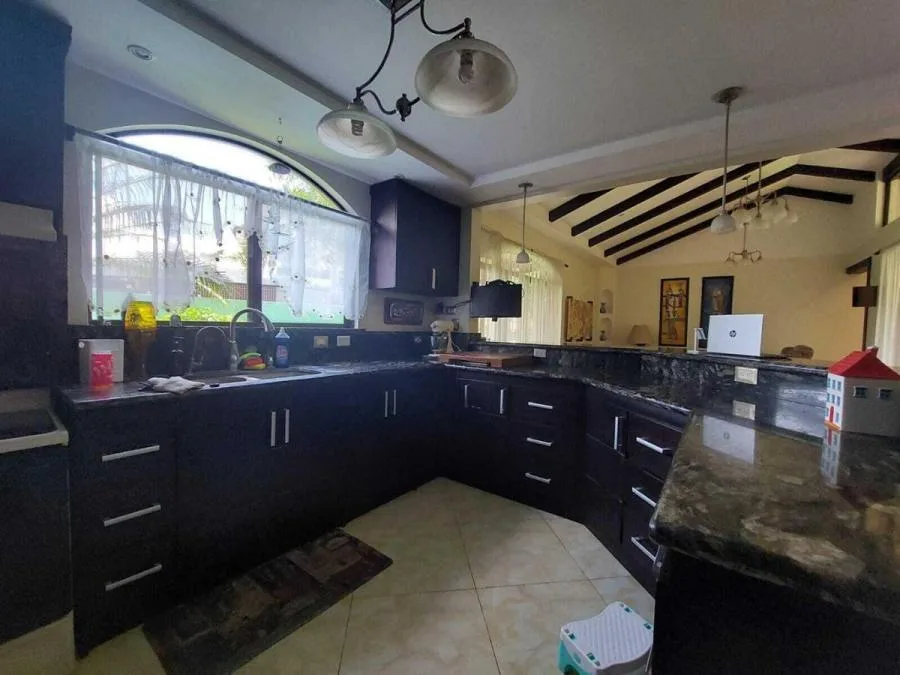 Venta de Casa en Santo Domingo Heredia con Habitación en Primer Piso / MGA - Venta en Santo Domingo — photo 3