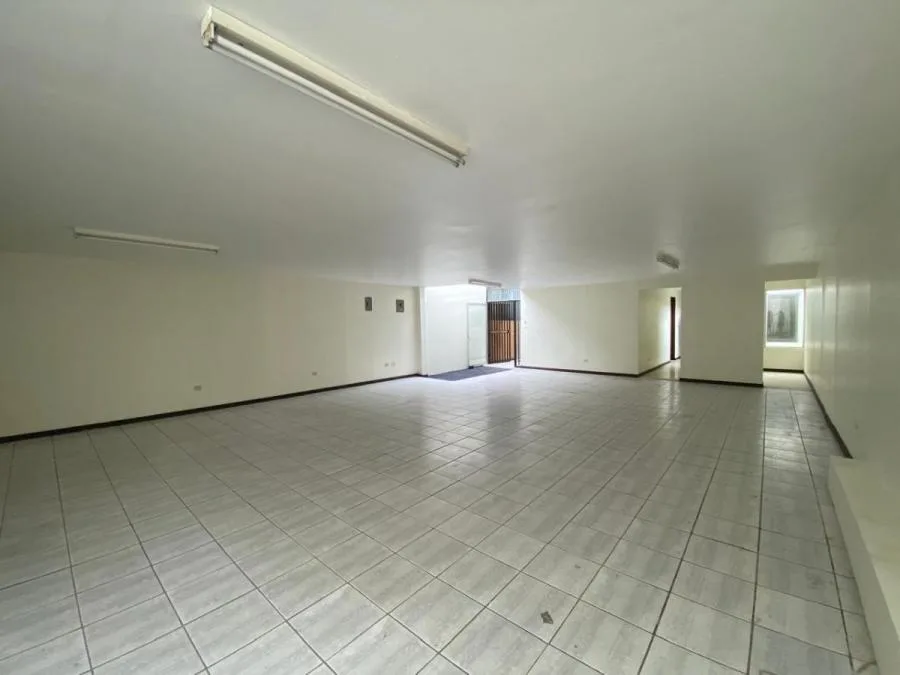 Alquiler de Local Comercial en Tibâs, San José. RAH 25-1736 - Alquiler / Renta en Tibás