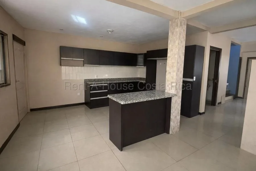 CASA EN VENTA EN GIOCOECHEA, cod: CTL MLS #26-1542 - Venta en Goicoechea — photo 2