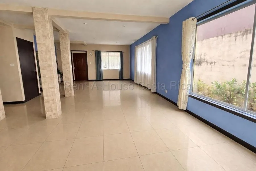 CASA EN VENTA EN GIOCOECHEA, cod: CTL MLS #26-1542 - Venta en Goicoechea — photo 3