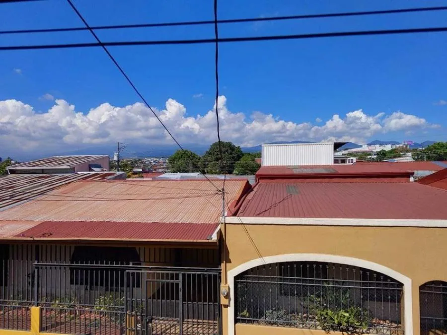 CASA EN VENTA EN HEREDIA, cod: CTL 25-1000 - Venta en Heredia