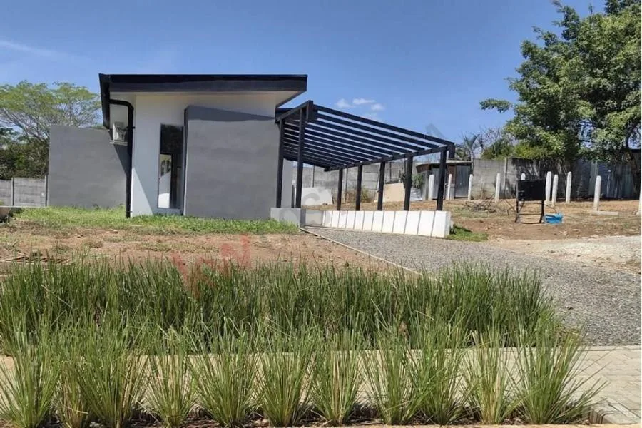 CASA EN VENTA EN OROTINA, ALAJUELA #5443  - Venta en Orotina