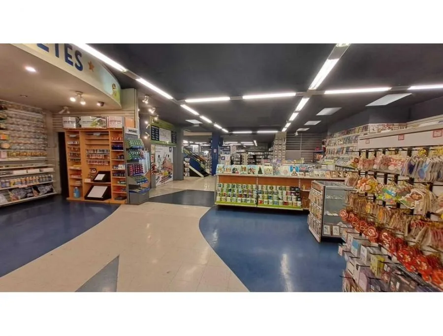 Venta de edificio de 5 pisos en el corazón de San José Centro US$5,500,000 #ER012 - Venta en San José