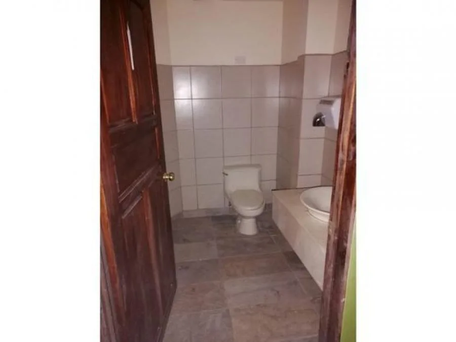 ALQUILER DE LOCALES COMERCIALES, SAN JOSE, CENTRO COMERCIAL SABANA SUR - Alquiler / Renta en San José — photo 2