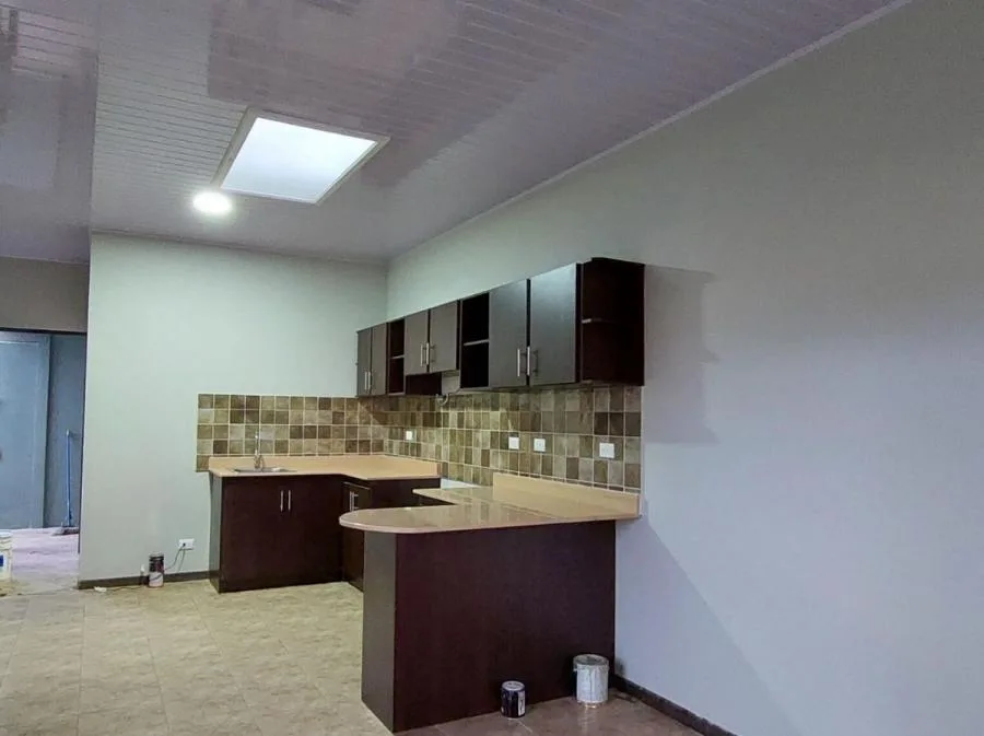 VENTA DE CASA EN SANTO DOMINGO DE HEREDIA CL22-1974 - Venta en Santo Domingo — photo 2