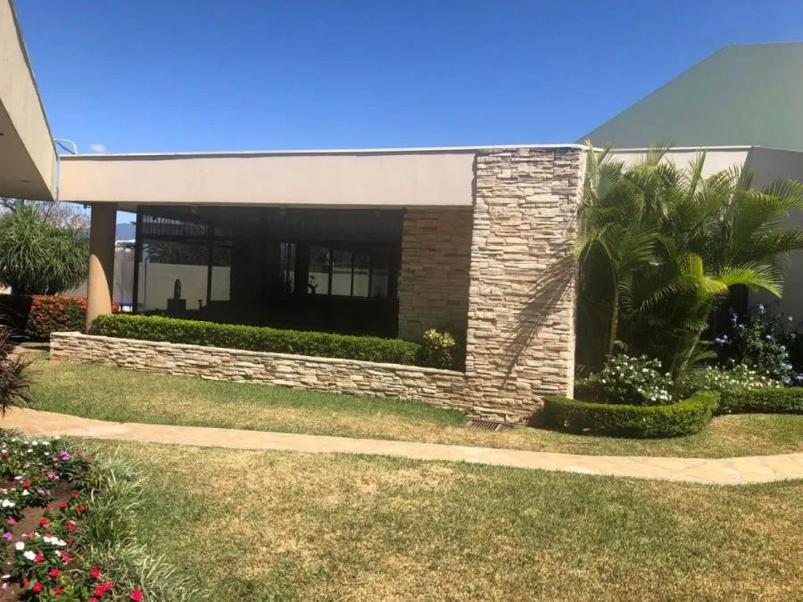 Casa en Venta en Belén, Heredia MLS #23-1396 CL - Venta en Belén