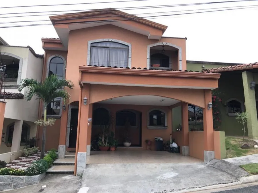 Casa en Venta en San Francisco de Heredia RAH #221468 - Venta en San Francisco