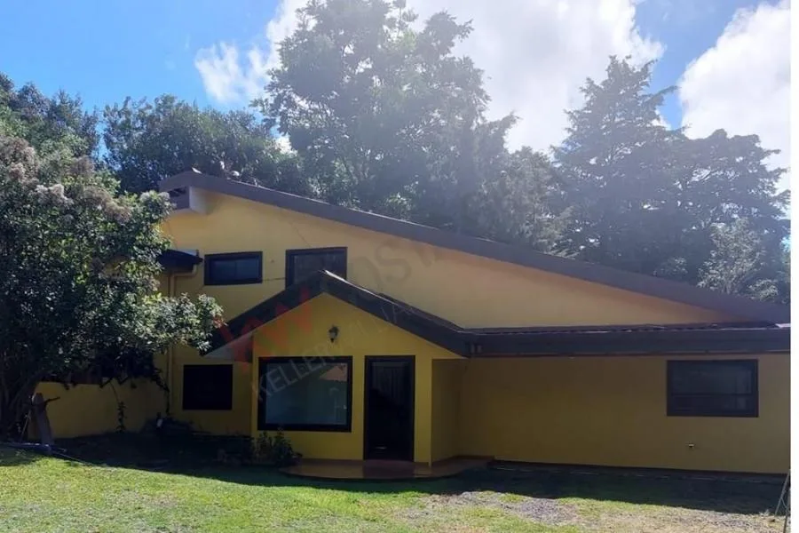 VENTA DE PROPIEDAD CON TERRENO CASA EN SAN RAFAEL, HEREDIA #5564 - Venta en San Rafael