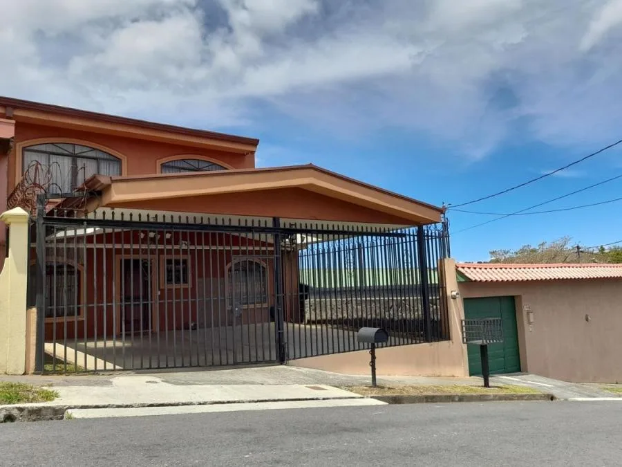 Casa en venta en Moravia, San José. RAH 22-2085 - Venta en Moravia
