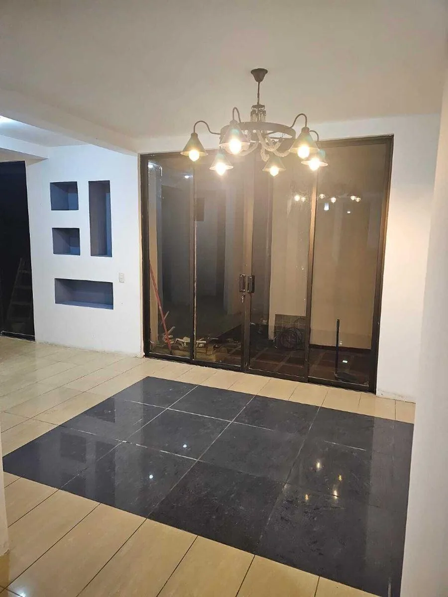 Venta de casa en Residencial Quizarco, Santo Domingo de Heredia US$ 240,000 #5898 - Venta en Santo Domingo — photo 3