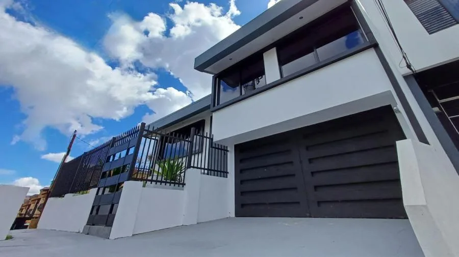 Venta de Casa en Curridabat. RAH 26-1780 - Venta en Curridabat