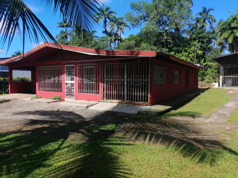 VENTA DE CASA EN LA ZONZ SUR DEL PAIS PBR - Venta en Corredores